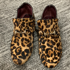 Kensie‎ Women’s Beatle Flat Leopard 6.5 Gold Buckle Moccasin